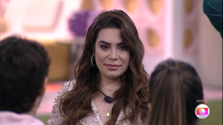 Naiara Azevedo chora em frente aos participantes do BBB 22 no dia da sua eliminação