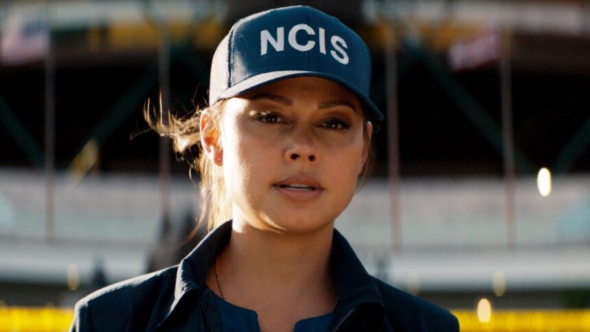 Vanessa Lachey em cena da série NCIS: HAWAI'I