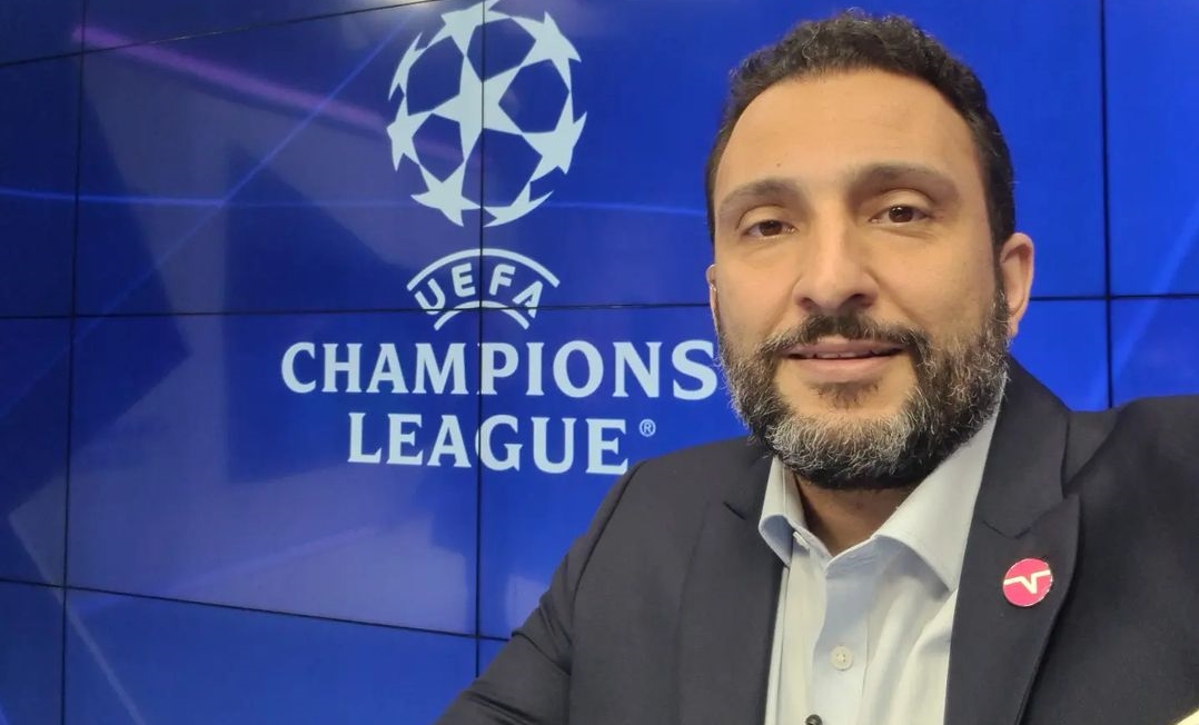 Vitor Sérgio Rodrigues em bastidores de uma transmissão da Liga dos Campeões na TNT Sports
