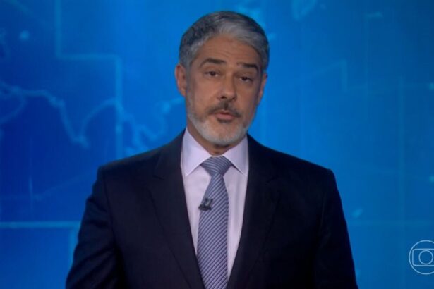 William Bonner nos estúdios do Jornal Nacional