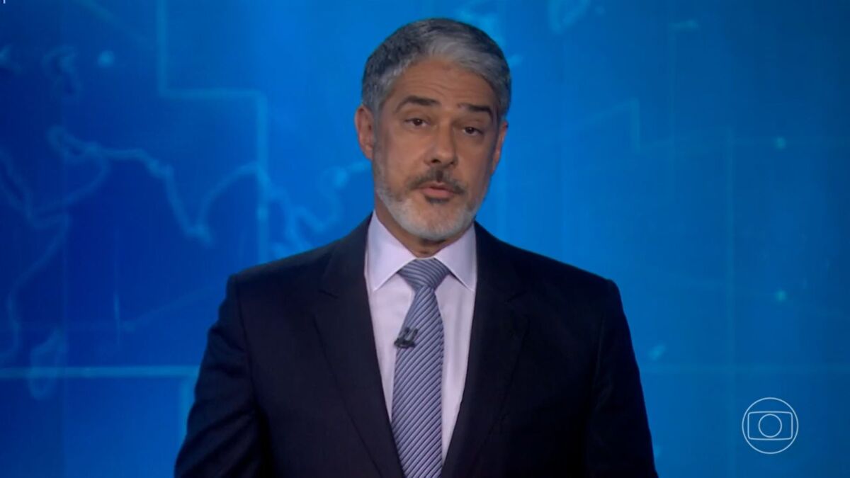 William Bonner nos estúdios do Jornal Nacional
