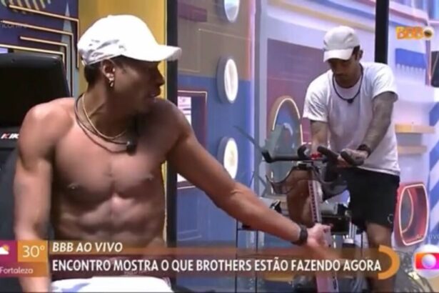 Paulo e Pedro Scooby na academia do BBB 22.