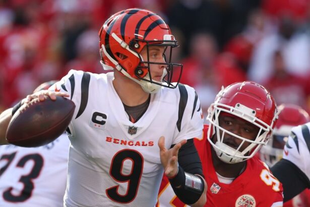 Joe Burrow, quarterback do Cincinnati Bengals, em jogo pela NFL