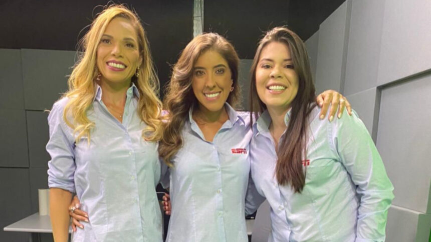 Elaine Trevisan, Mariana Pereira e Renata Ruel nos bastidores da cabine de transmissão da ESPN