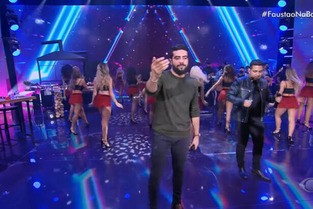 Henrique e Juliano se apresentando no programa Faustão na Band