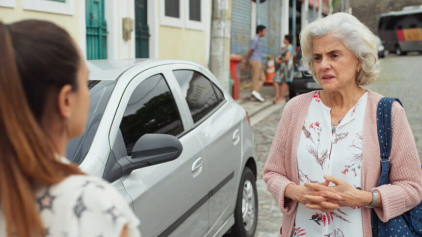 Marieta Severo, vivendo Noca, em trecho da novela Um Lugar ao Sol - capítulo exibido em 14 de março