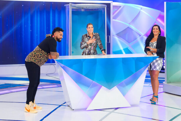 Naldo, Patrícia Abravanel e Ellen no Programa Silvio santos