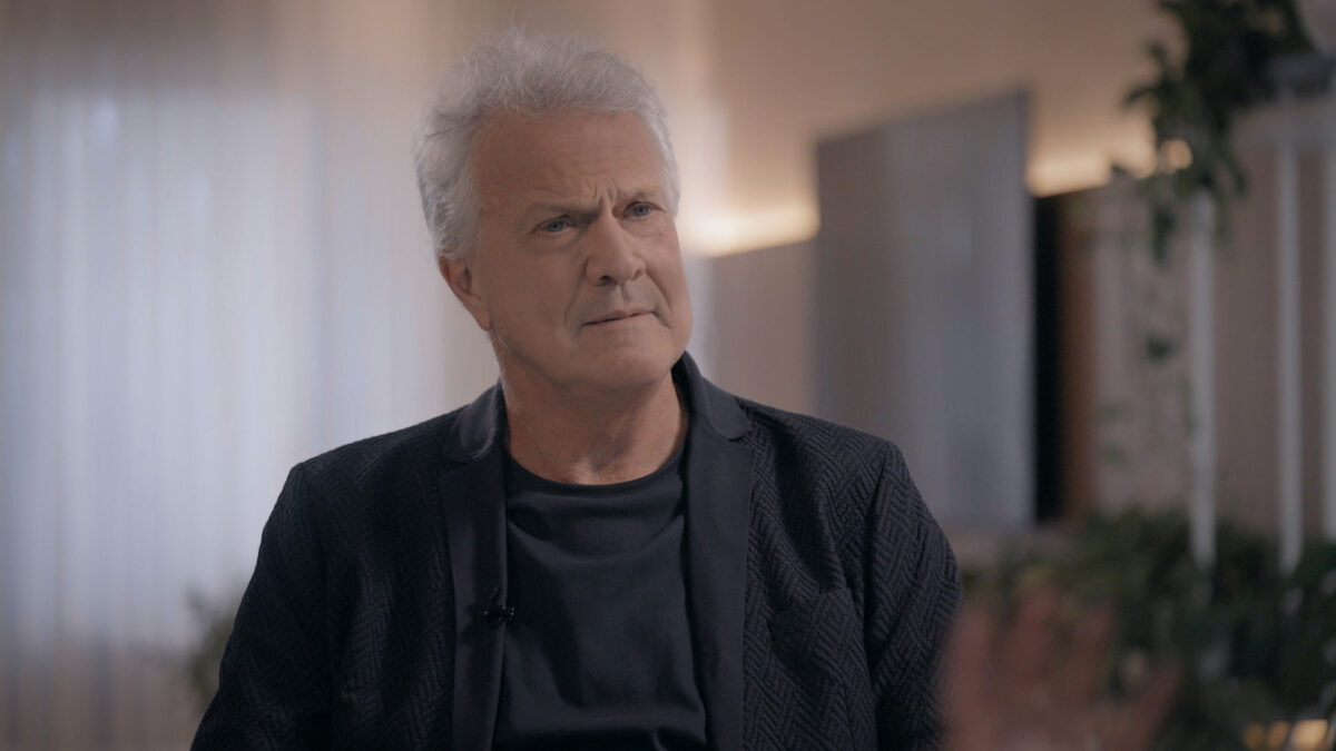 Pedro Bial em trecho de divulgação da nova temporada do Conversa com Bial