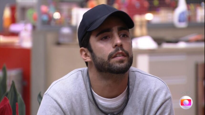 Pedro Scooby se prepara para discusar e pedir para não ser eliminado no oitavo Paredão do BBB 22