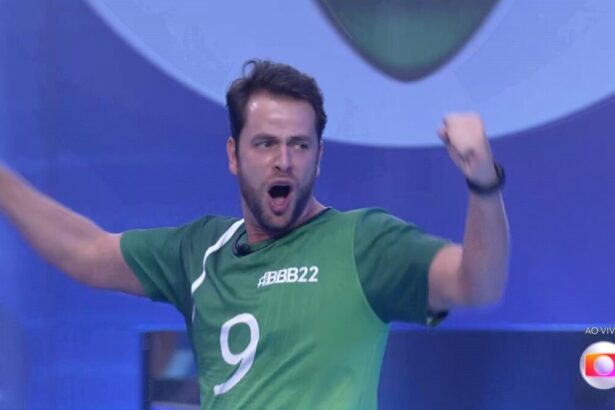 Gustavo comemora a vit´ória na Prova do Líder do BBB 22