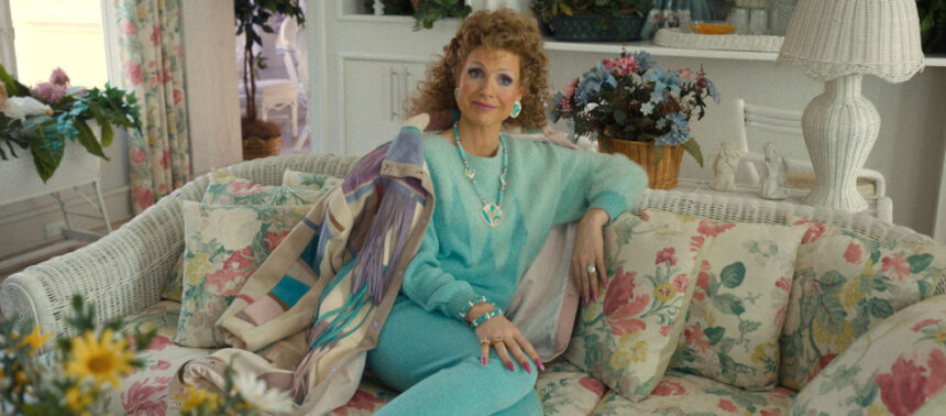 Jessica Chastain em cena de Os Olhos de Tammy Faye