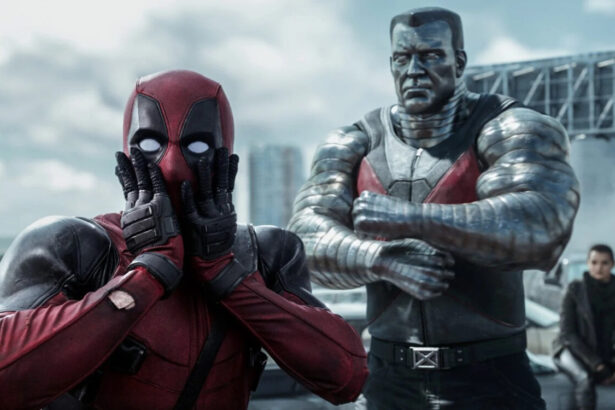 Trecho do filme Deadpool, exibido pela TV Globo no Domingo Maior