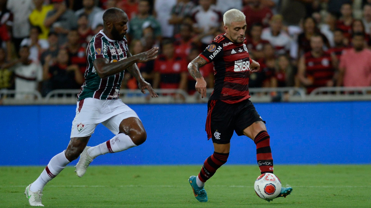 Jogo entre Flamengo e Fluminense, pela final do Carioca