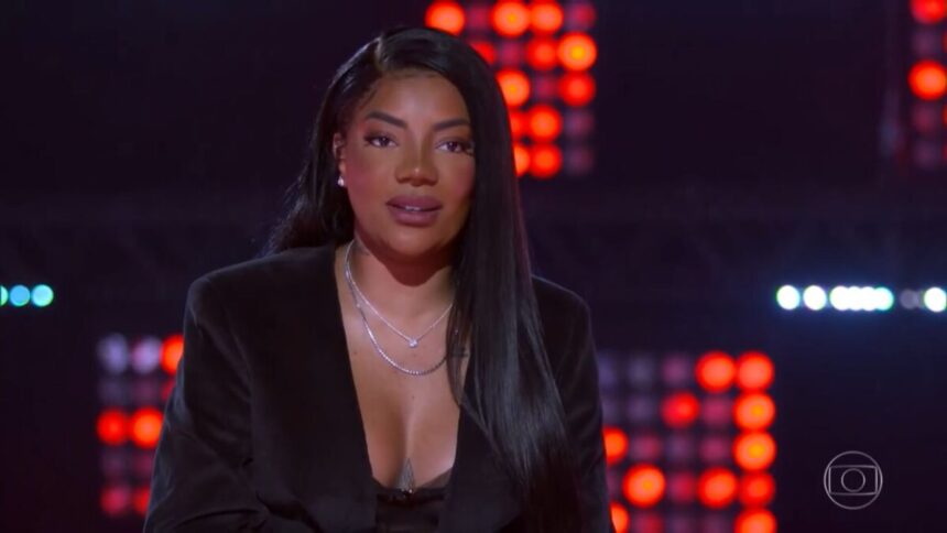 Ludmilla com roupa preta no The Voice.