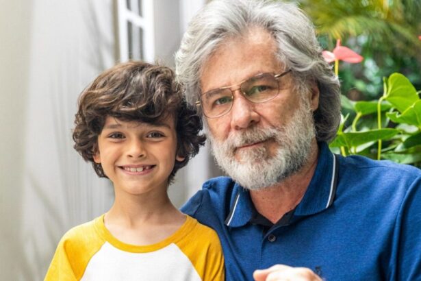 Guilherme Tavares e Leopoldo Pacheco em cena de Pantanal