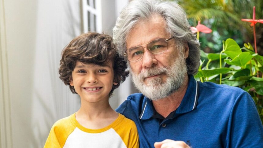 Guilherme Tavares e Leopoldo Pacheco em cena de Pantanal