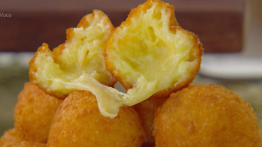 Bolinho de Queijo da Ana Maria Braga aberto no estúdio do Mais Você