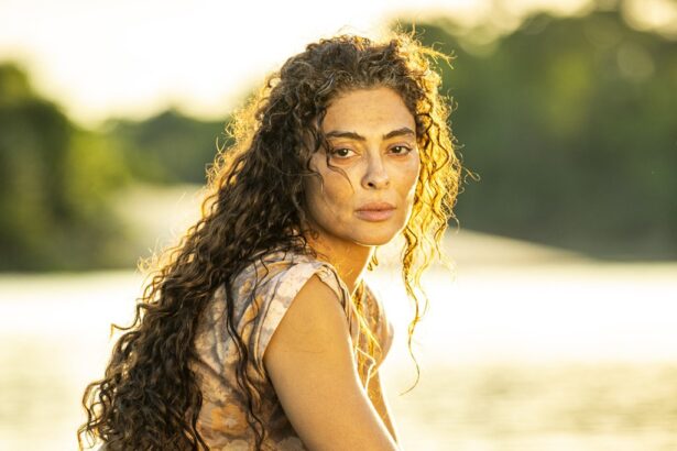 Juliana Paes em cena de Pantanal