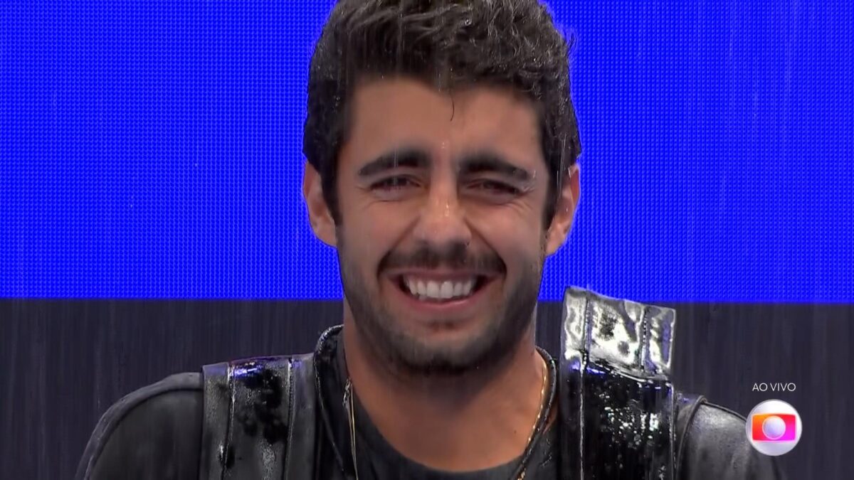 Pedro scooby leva chuva na Prova do Líder do BBB 22