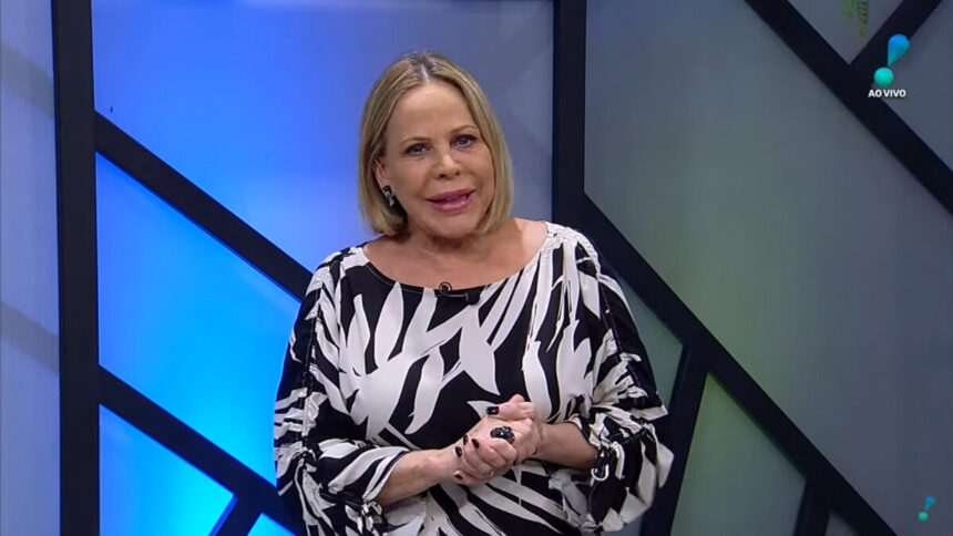 Claudete Troiano em trecho do Vou Te Contar, na RedeTV!