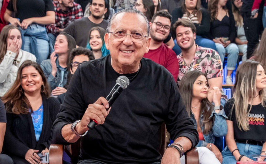 Galvão Bueno em trecho de uma participação no programa Altas Horas