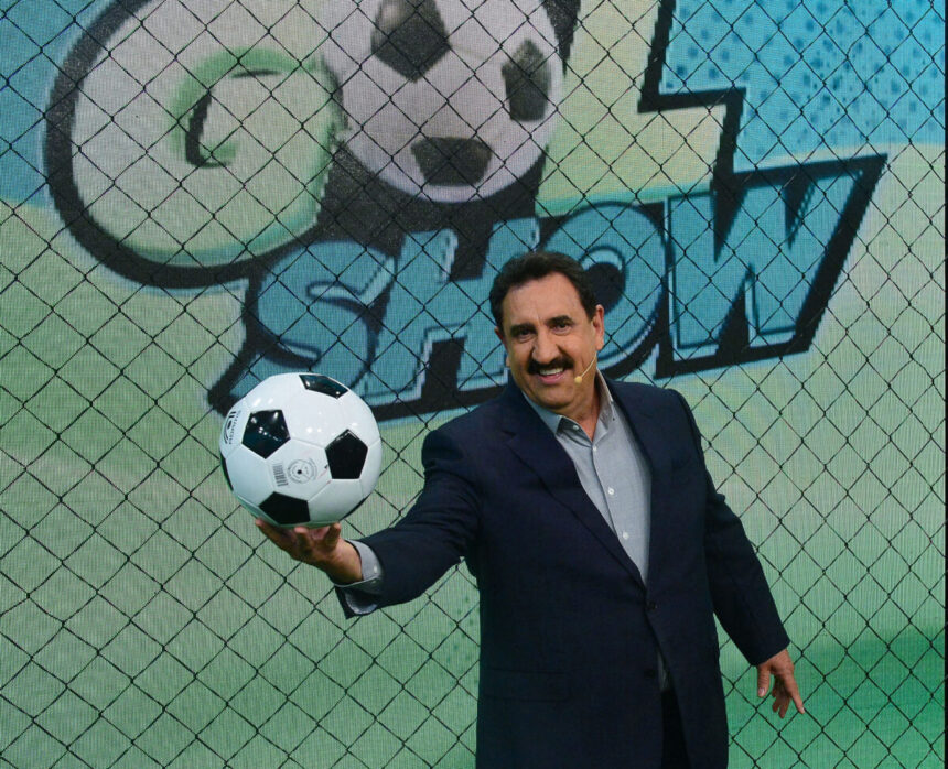 Gol Show com Ratinho e bola de futebol