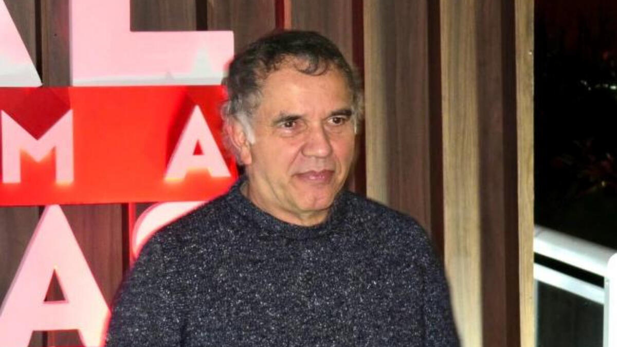 Humberto Martins sorri