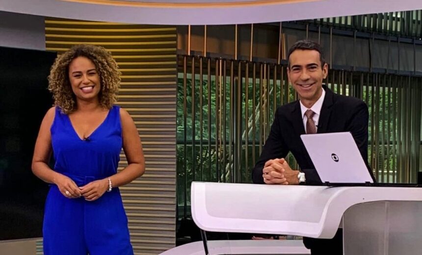 Karine Alves ao lado de Cesar Tralli nos estúdios do Jornal Hoje