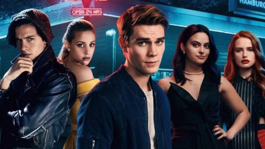 Elenco de Riverdale reunido