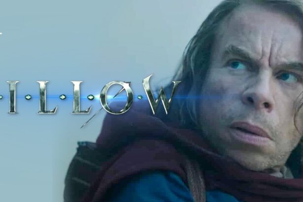 Warwick Davis em cena de Willow