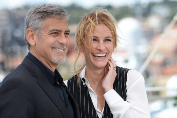 George Clooney e Julia Roberts em cena de Ingresso Para o Paraíso