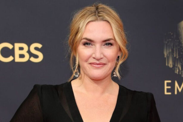 Kate Winslet de cabelo preso em premiação