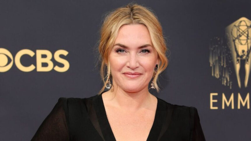 Kate Winslet de cabelo preso em premiação