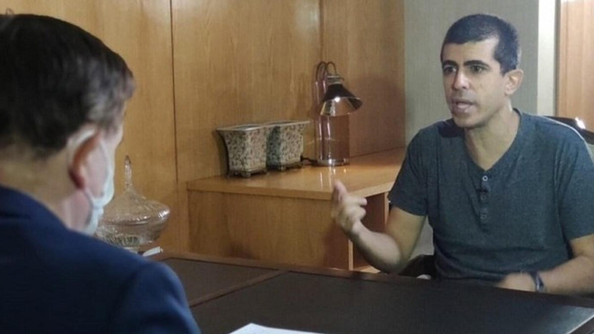 Marcius Melhem de frente a Roberto Cabrini na Record TV