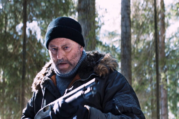 Jean Reno em trecho do filme Vingança À Sangue Frio