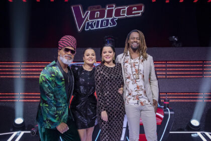 Carlinhos Brown, Maiara, Maraisa e Toni Garrido no estúdio do The Voice Kids