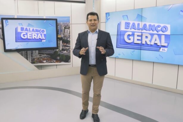 Douglas Lopes no centro do cenário do Balanço Geral AL na TV Pajuçara