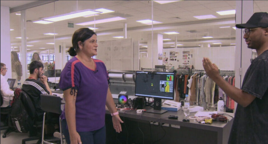 Bianka Carvalho em trecho do Globo Repórter sobre moda