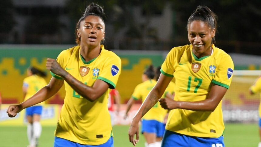 Jogadoras da Seleção Feminina comemorando um gol pela Copa América
