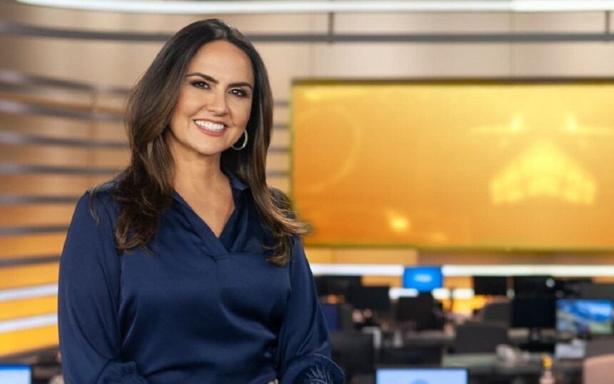 Carla Cecato nos estúdios do Fala Brasil, na Record TV