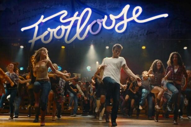 Trecho do filme Footloose - Ritmo Contagiante, exibido pela TV Globo no Supercine