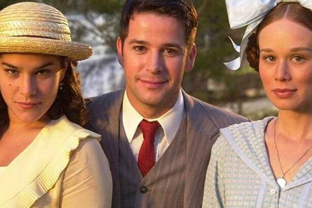 Mariana Ximenes, Murilo Benício e Priscila Fantin em foto de divulgação da novela Chocolate com Pimenta