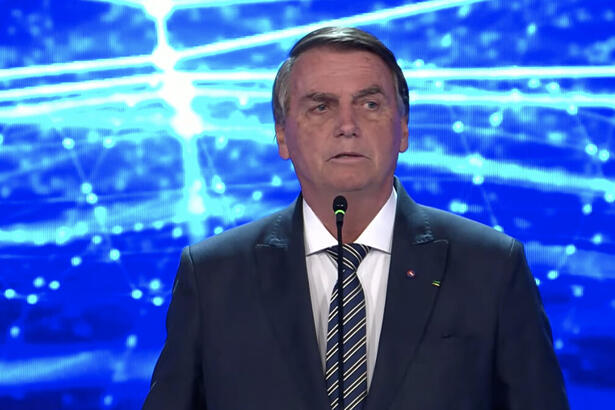 Bolsonaro em trecho de sua participação no debate da Band