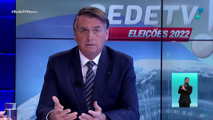 Bolsonaro em trecho da sabatina no RedeTV News