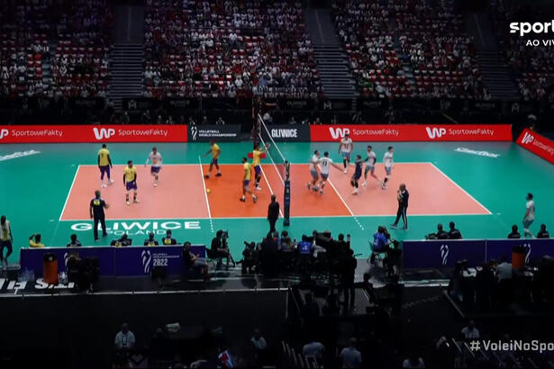 Trecho da transmissão pirata, feito a partir das arquibancada, no jogo do Brasil contra Argentina pelo Mundial do Vôlei Masculino