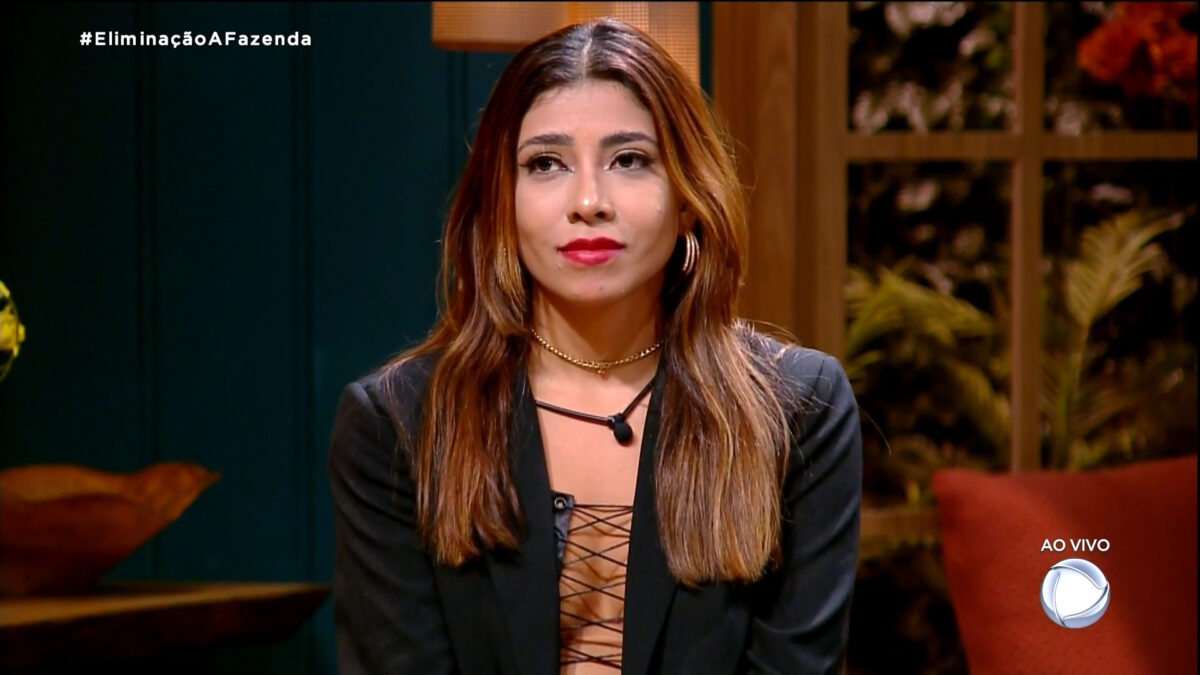 Ingrid Ohara em trecho da noite de eliminação em A Fazenda 14