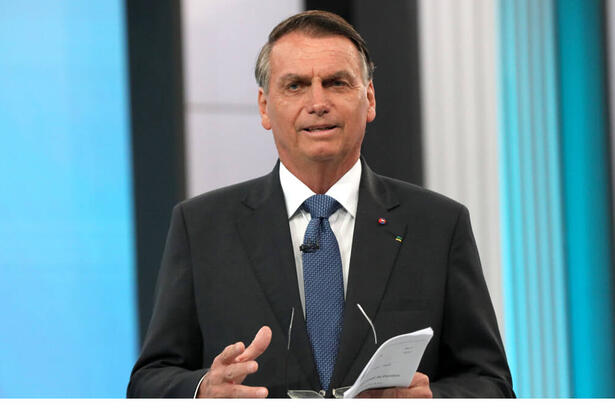Bolsonaro em trecho de sua participação no debate da TV Globo