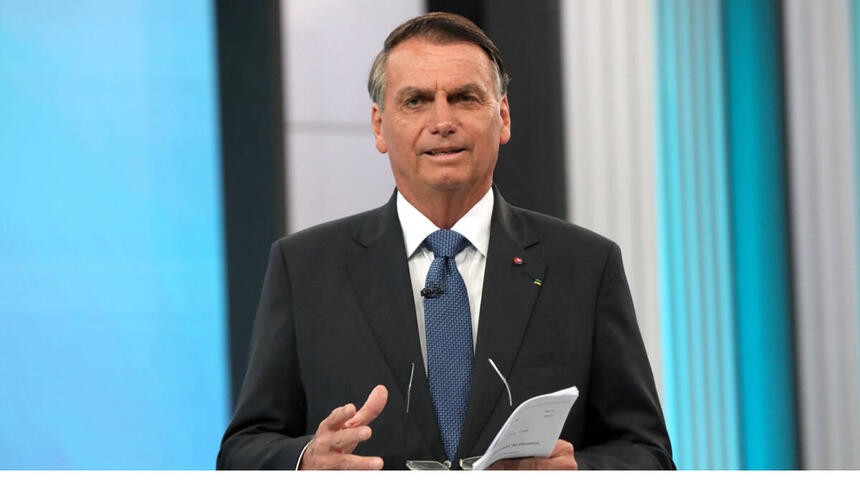 Bolsonaro em trecho de sua participação no debate da TV Globo