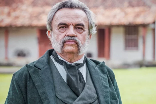 Ator José Dumont em cena de uma novela