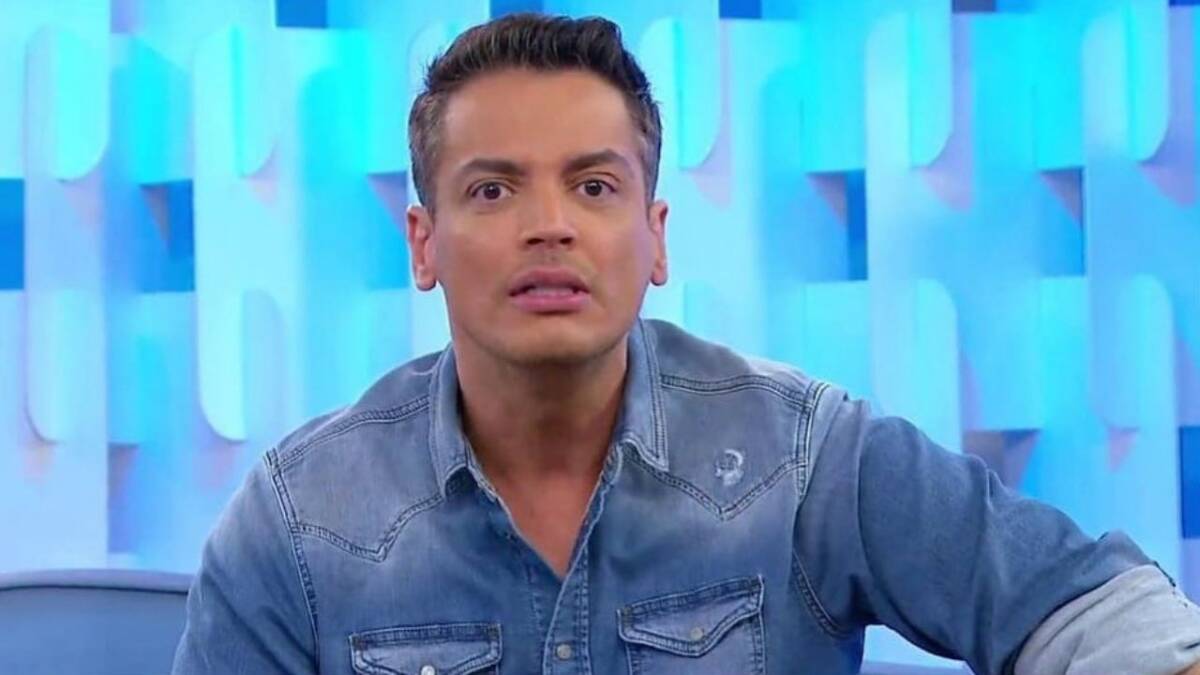 Leo Dias em trecho de sua participação no programa Fofocalizando